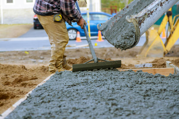 Best Concrete Installation Cost  in Gluckstadt, MS
