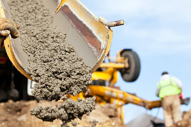 Best Custom Concrete Contractor  in Gluckstadt, MS